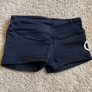 Vull Sport tulip shorts size small